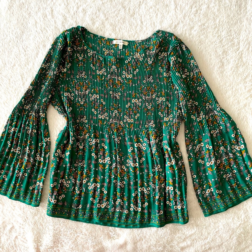 Forest green and flower ruffle blouse